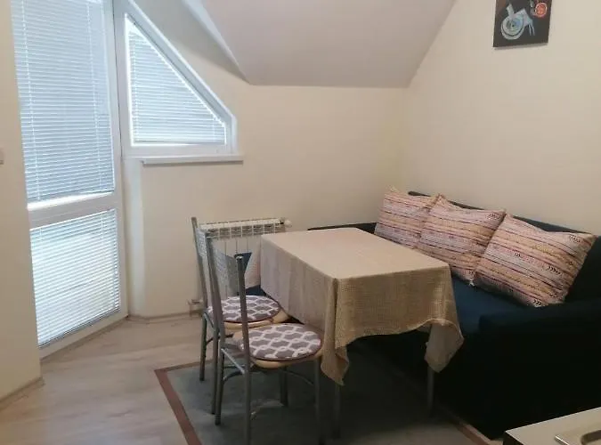 Royal Plaza - A409 *