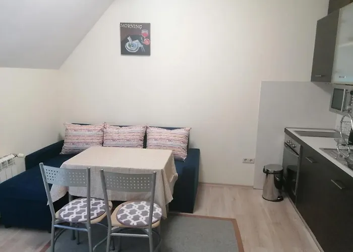 Royal Plaza - A409 *